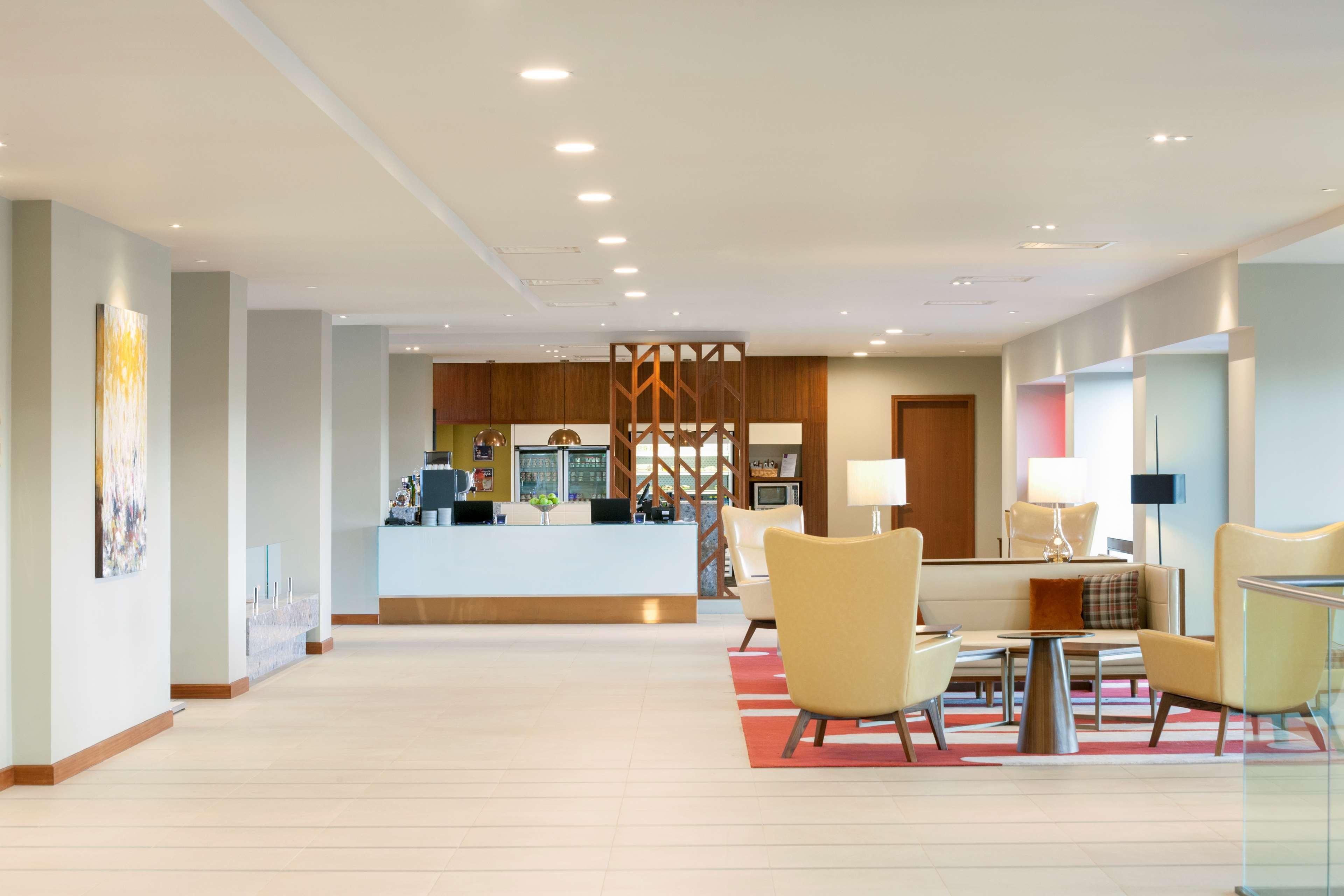 Hyatt Place West London Hayes Ґіллінґдон Екстер'єр фото