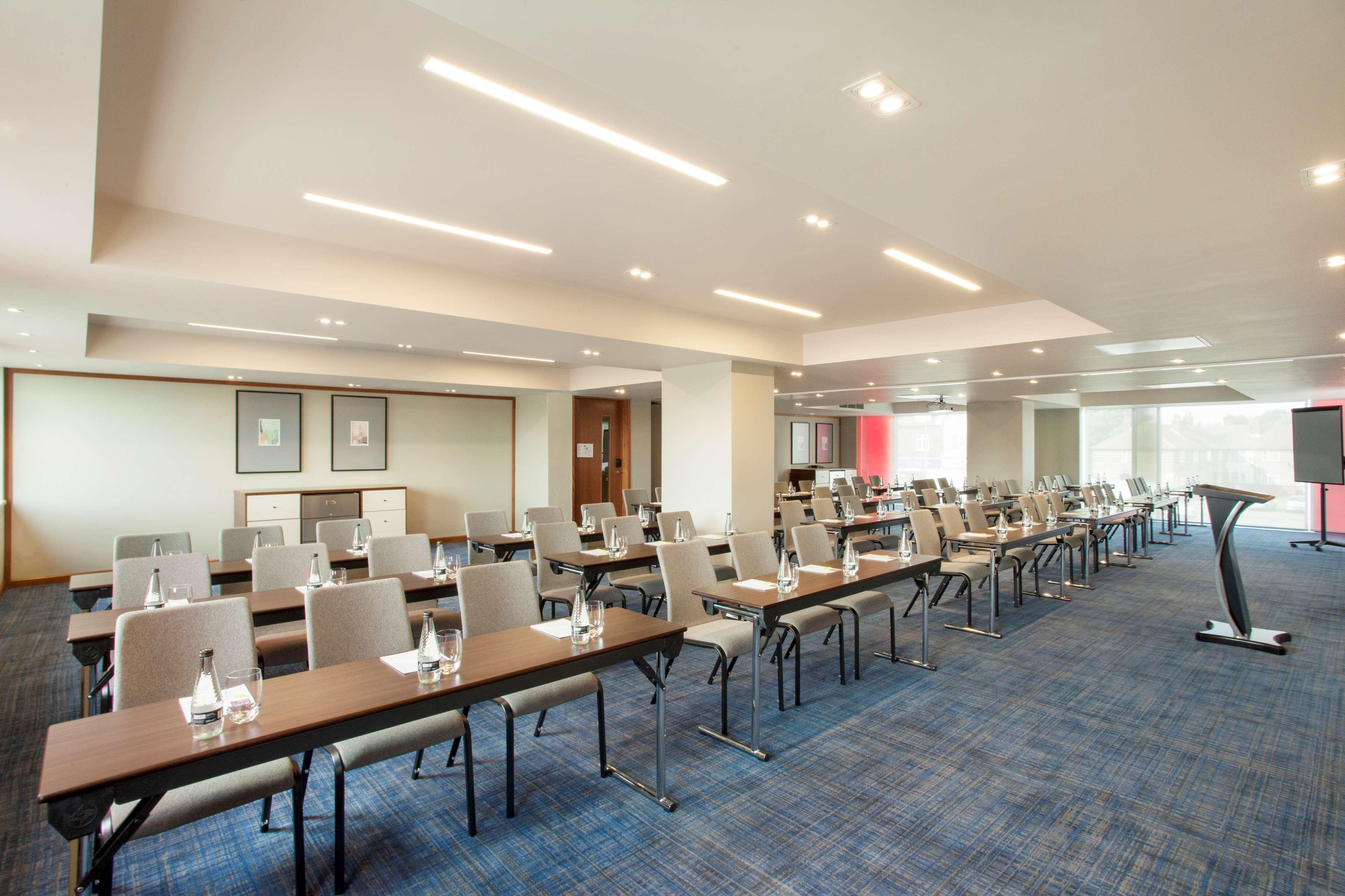 Hyatt Place West London Hayes Ґіллінґдон Екстер'єр фото
